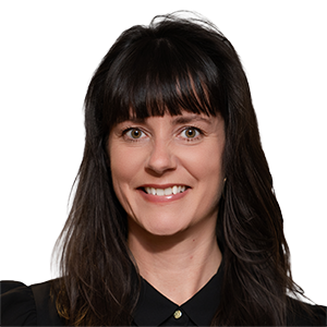 Monica Pearce headshot